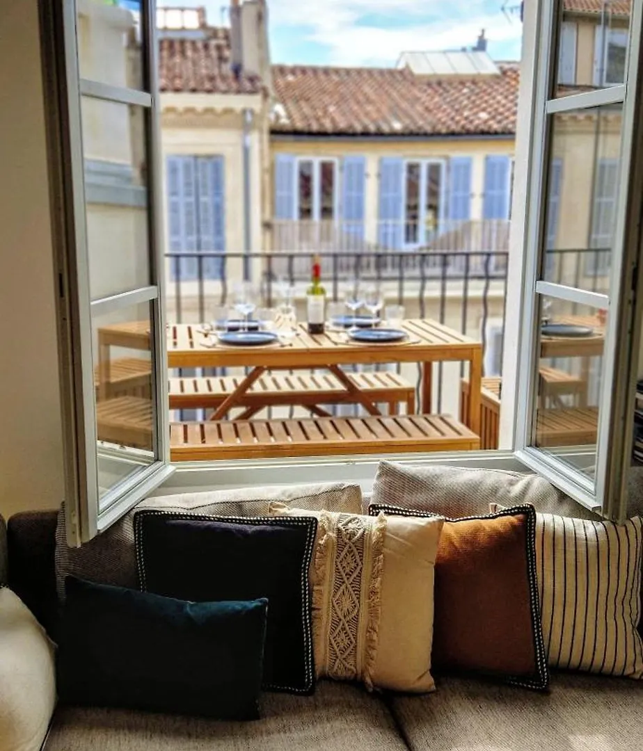 Terrasse - Hyper Centre - 2 Chambres - Parking Gratuit - Calme & Lumineux - Arrivee Autonome Marseilles 0*,  Frankreich